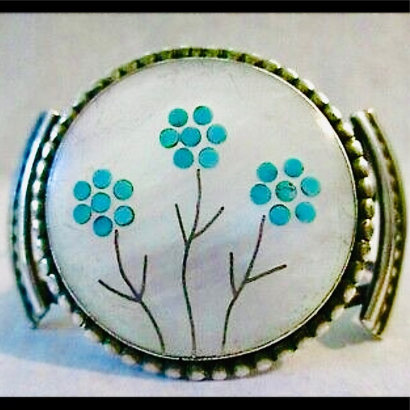 2XHP💕Vintage Zuni MOP Turquoise Sterling Bracelet - Picture 10 of 11